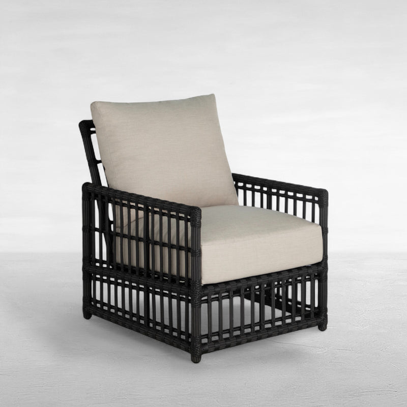 Newport Wicker Outdoor Woven Woven Lounge Chair