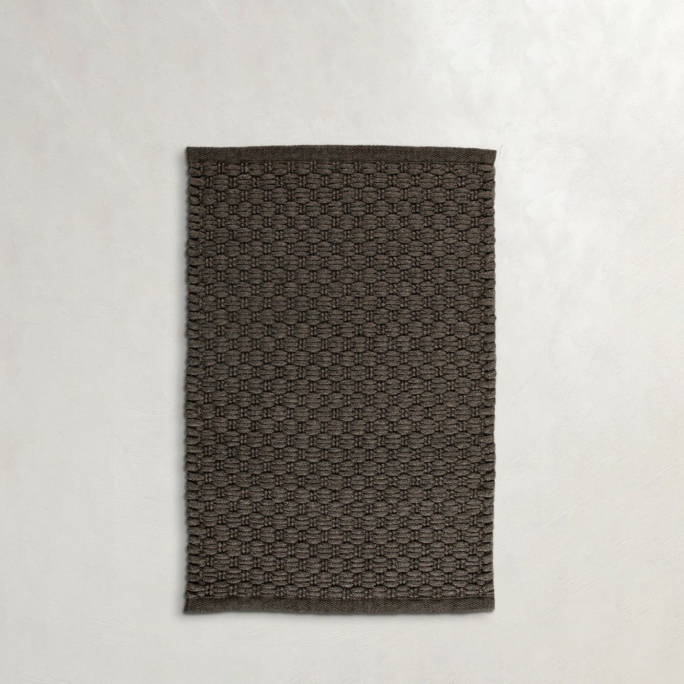 black-earth-wj-100446