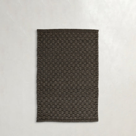 black-earth-wj-100446