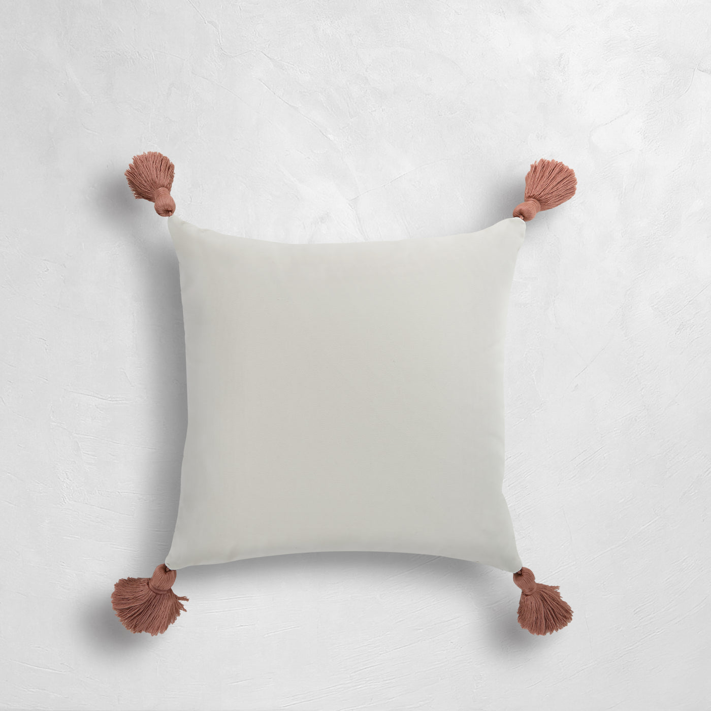 almond-clay-tassel-wj-100412