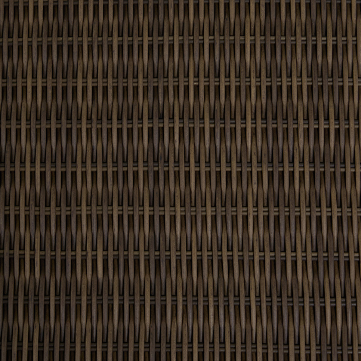 153082