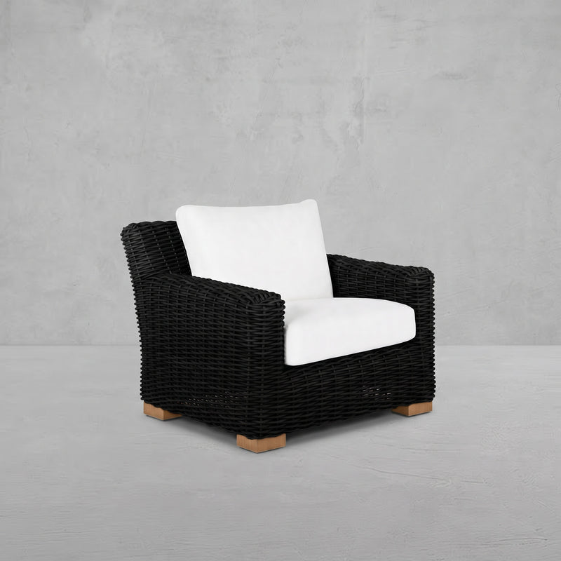 Montauk N-Dura Resin Wicker Outdoor Lounge Chair